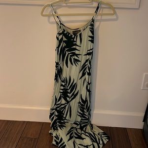 Michael starts palm dress size small